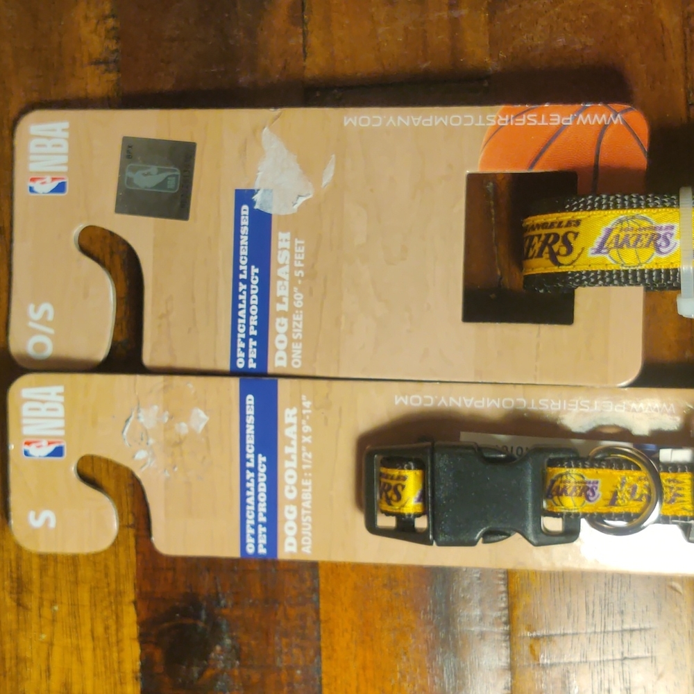 Lakers Dog Collar & Leash